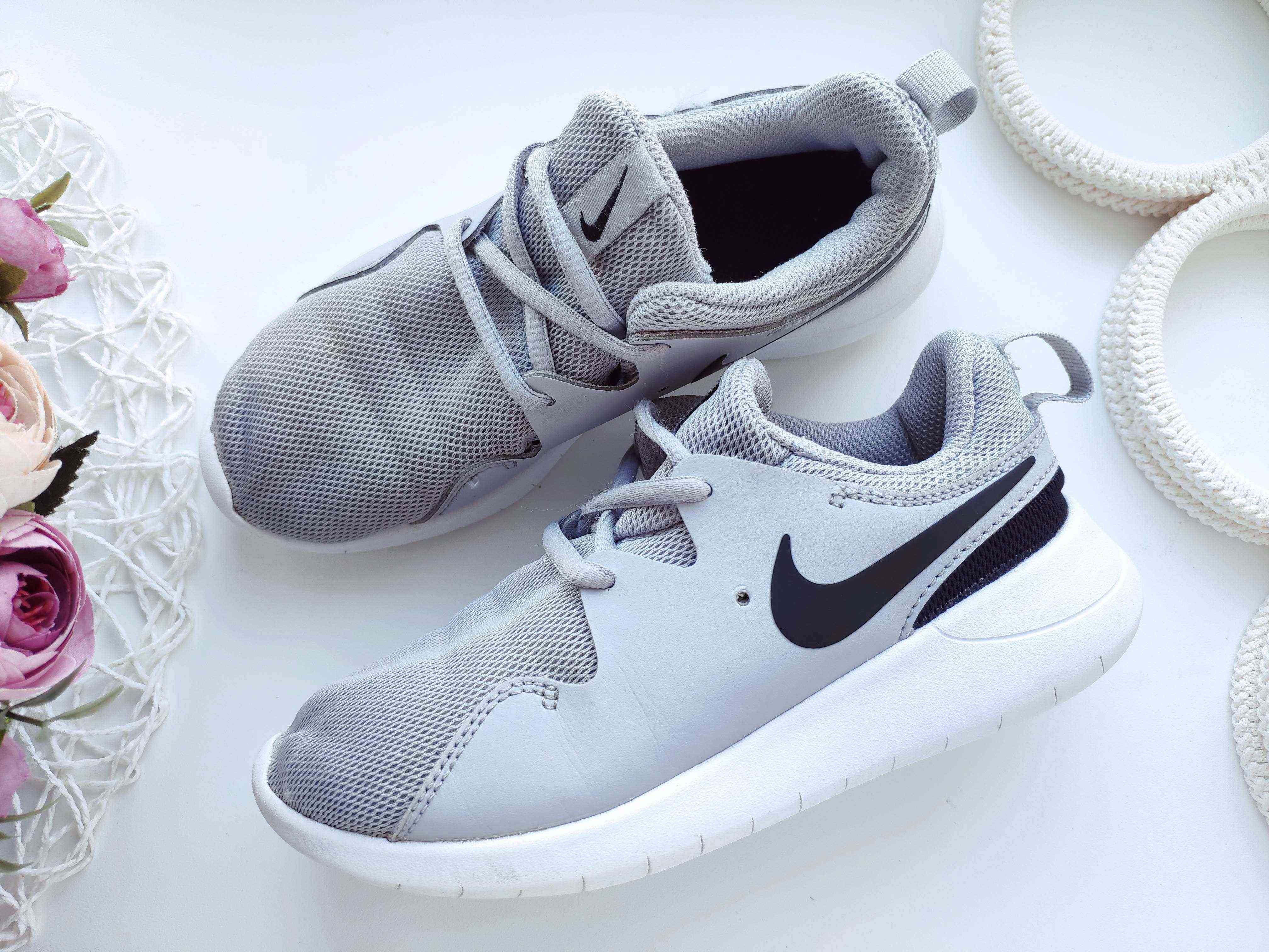 30 (19 см) Легкі кросівки