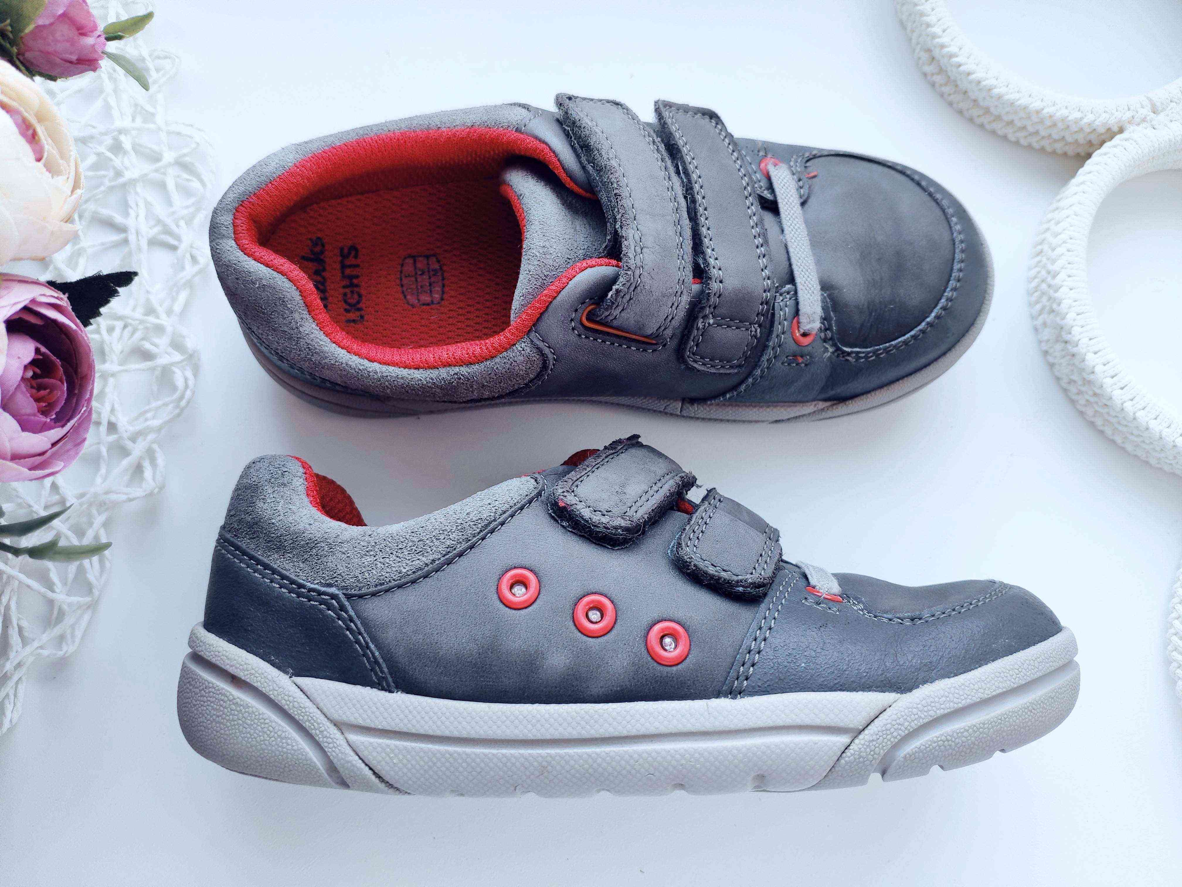 28 (18 см) Шкіра! З мигалками