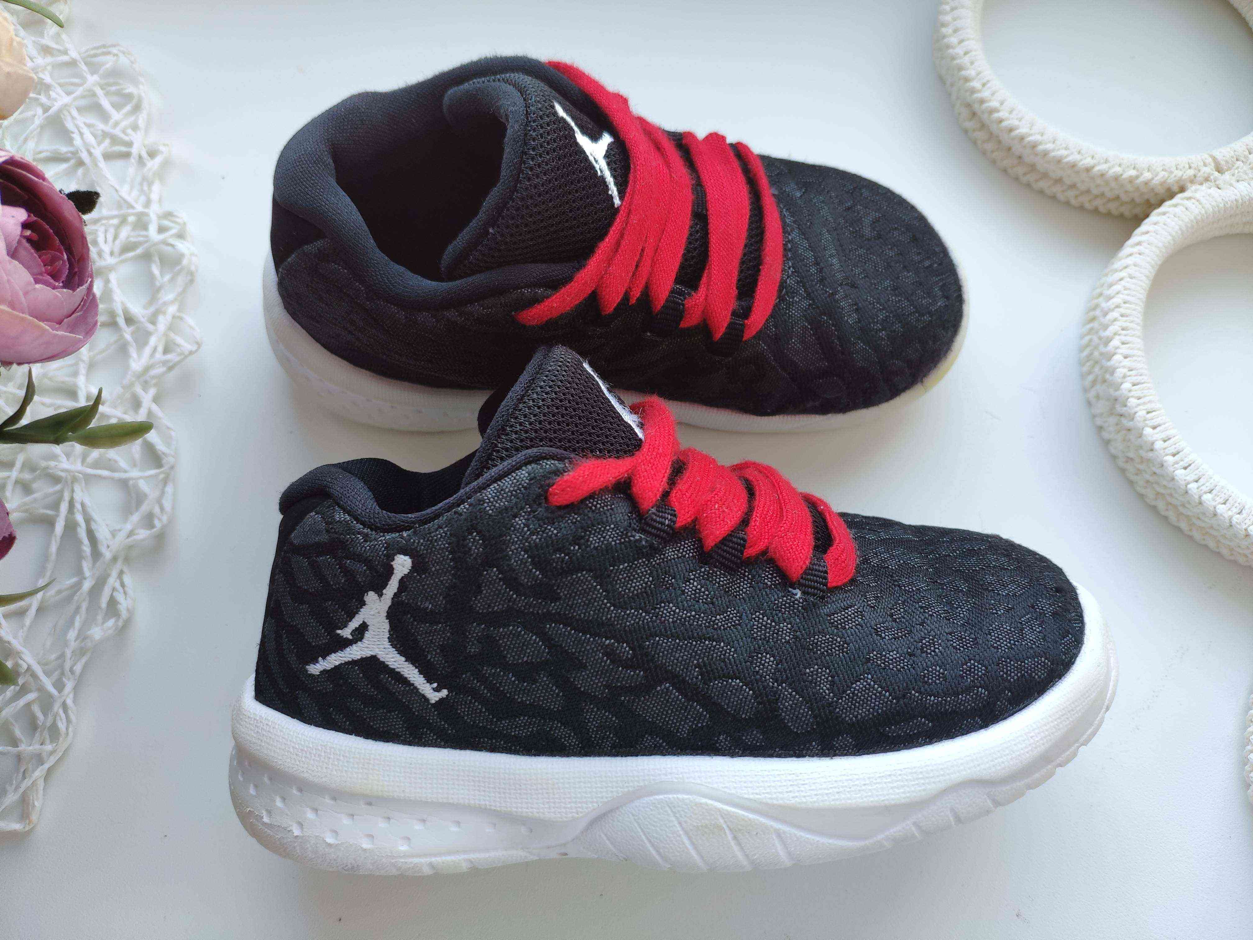 25 (15,5 см) Дитячі кросівки