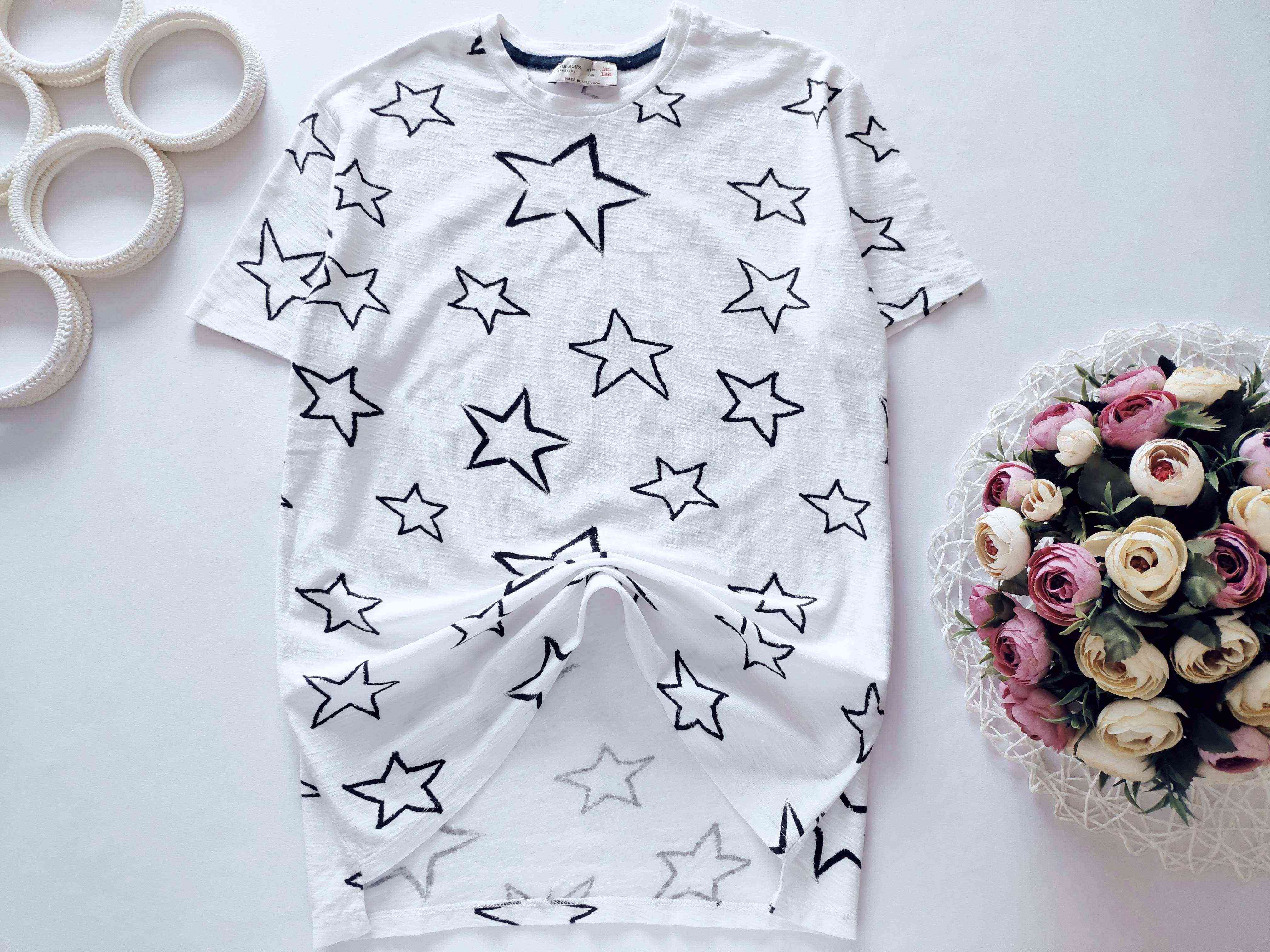 10 років, зріст 140 Футболка у зірках