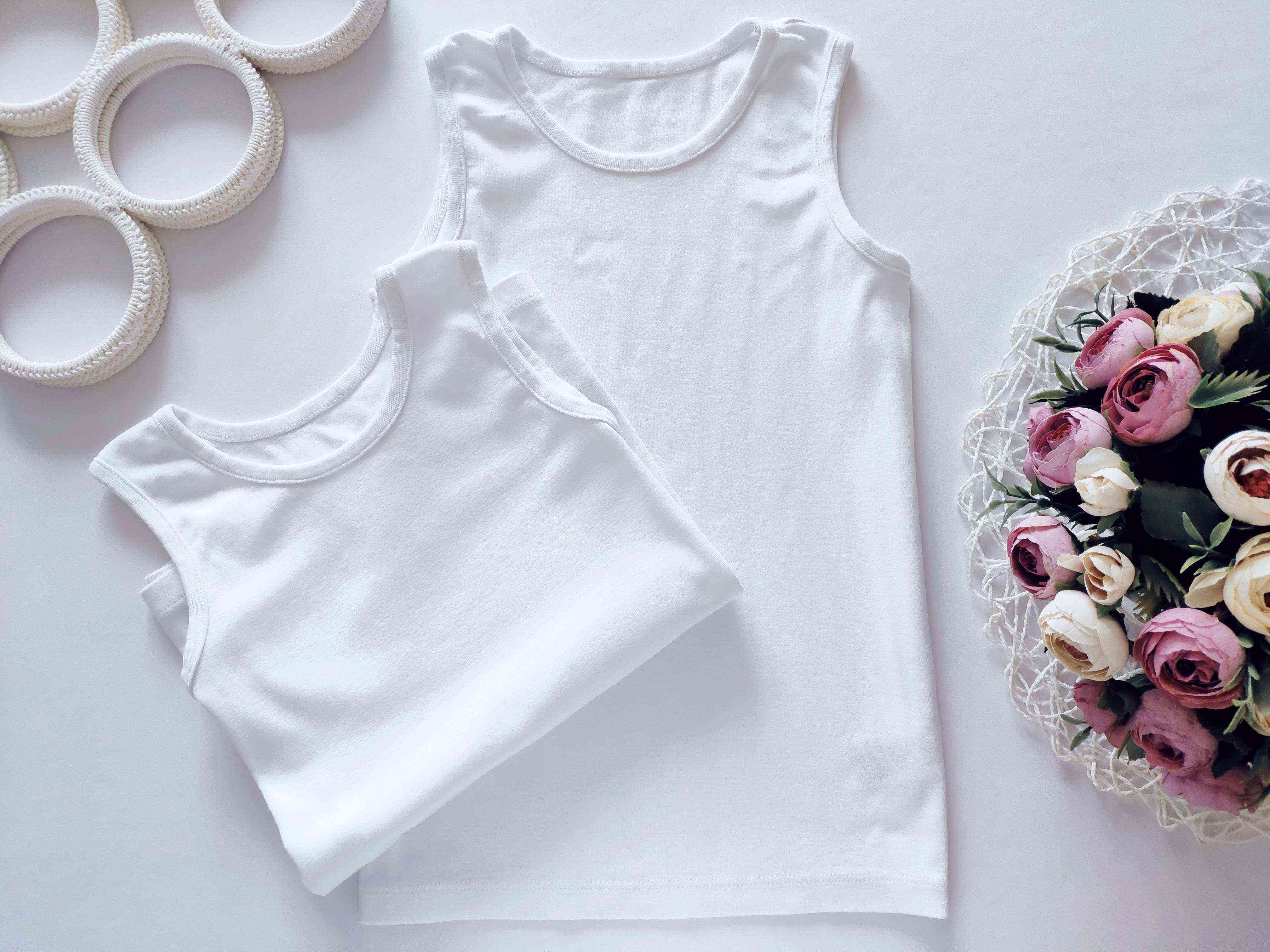 9,10 років, зріст 134,140 Комплект білих маєчок