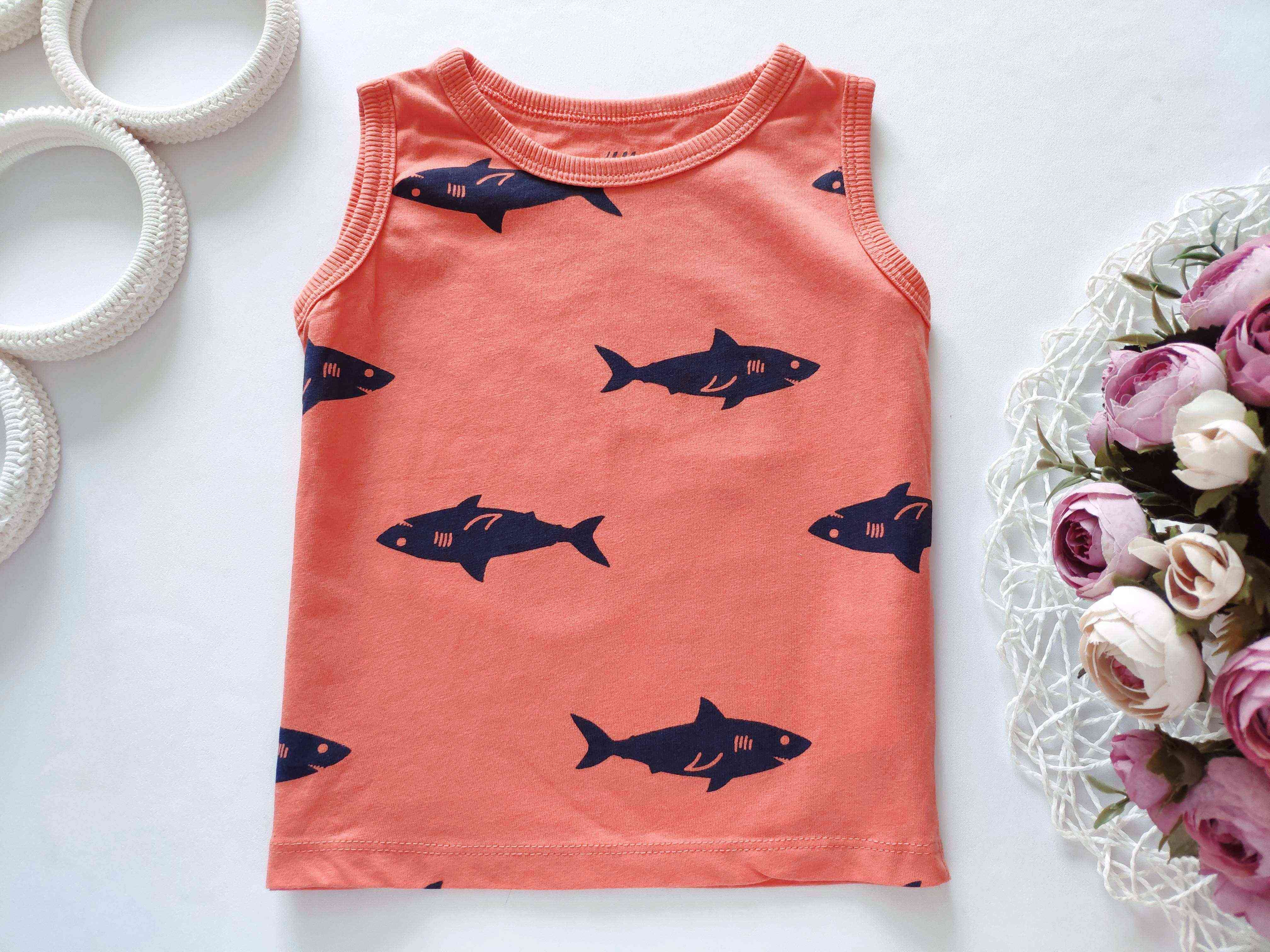 1,5\2 роки, зріст 92 Майки з акулами