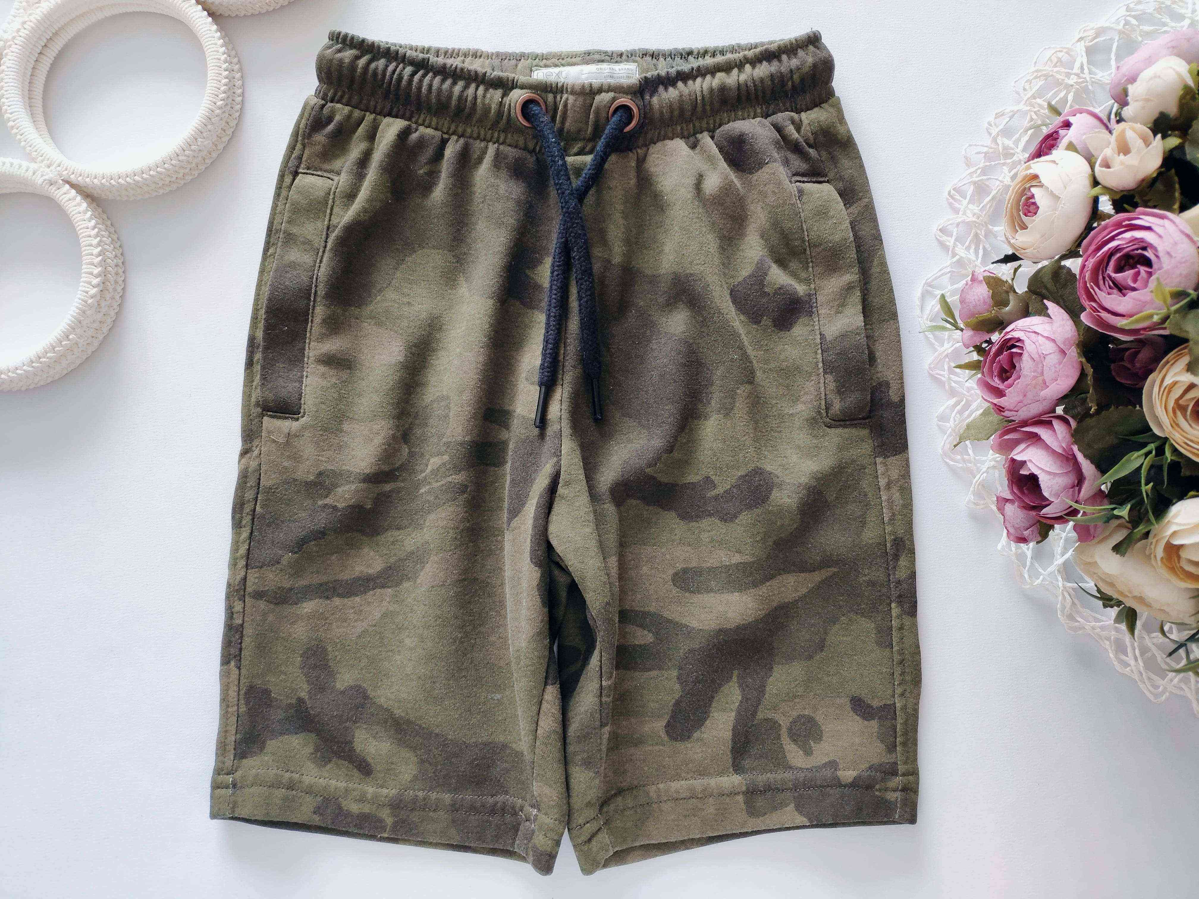 6 років, зріст 116 Шорти хакі