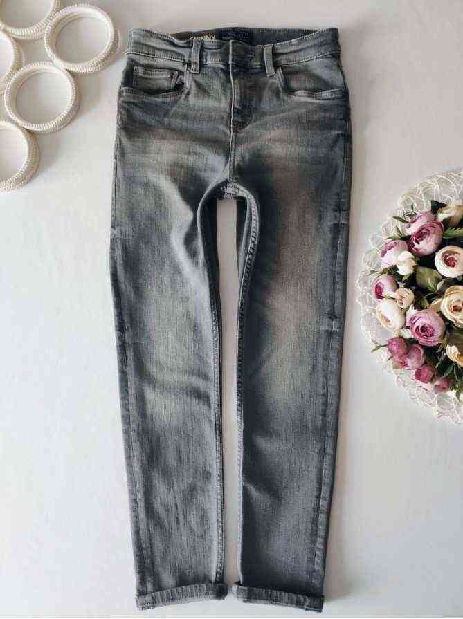 10 років, зріст 140 Стрейчові джинси