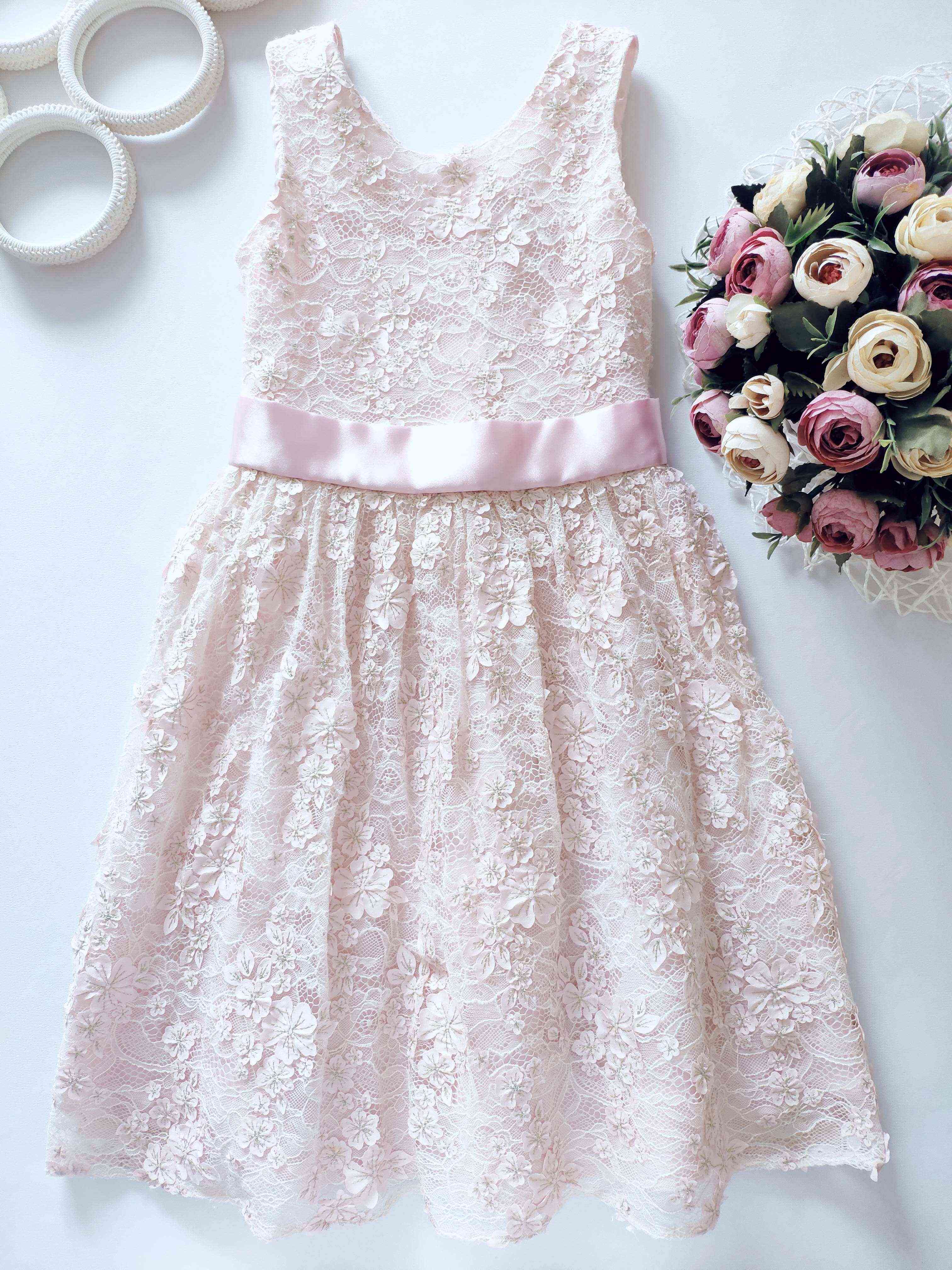 8 років, зріст 128 Ніжна дитяча сукня