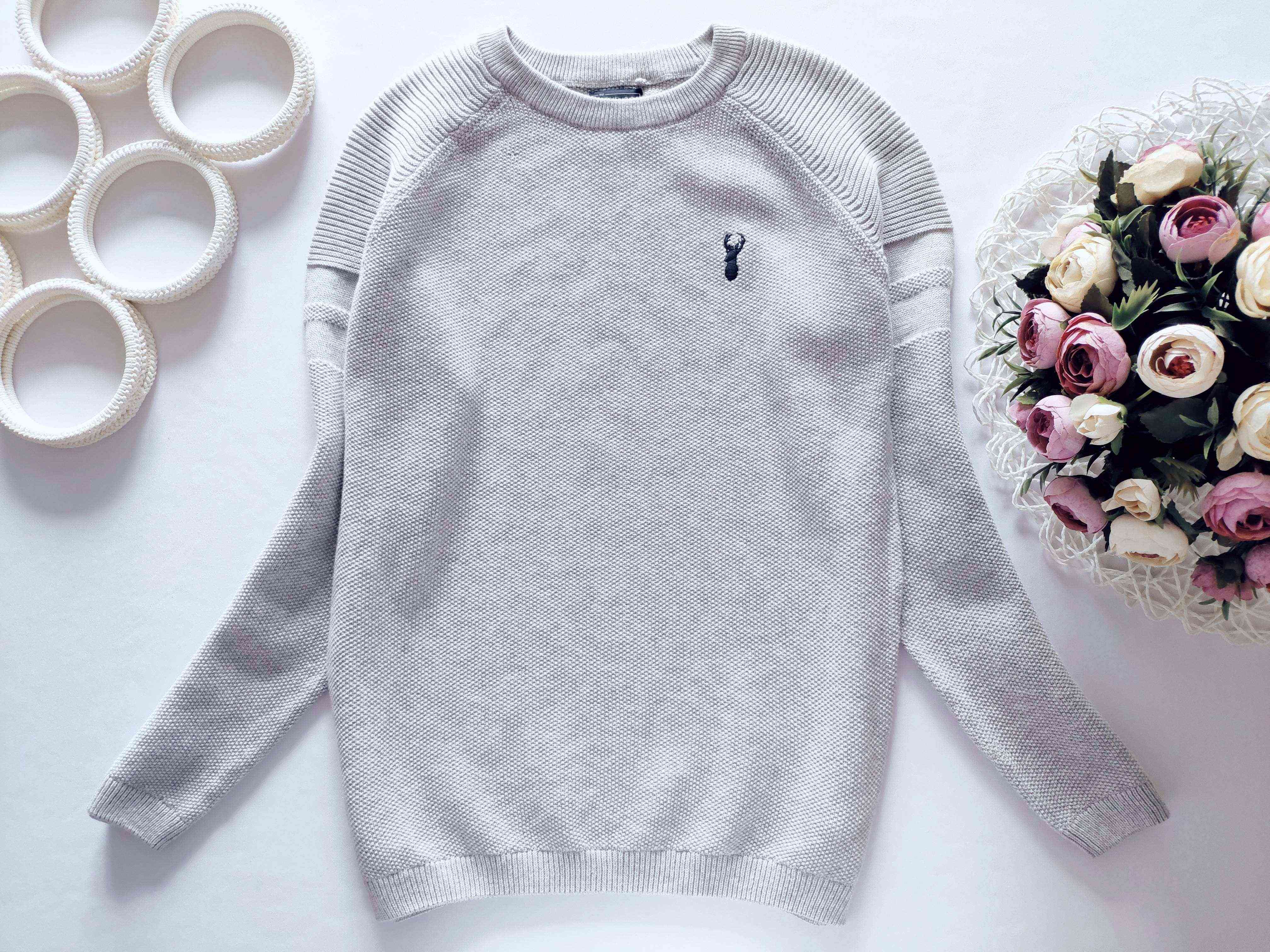 9 лет, рост 134 Свитер тонкой вязки