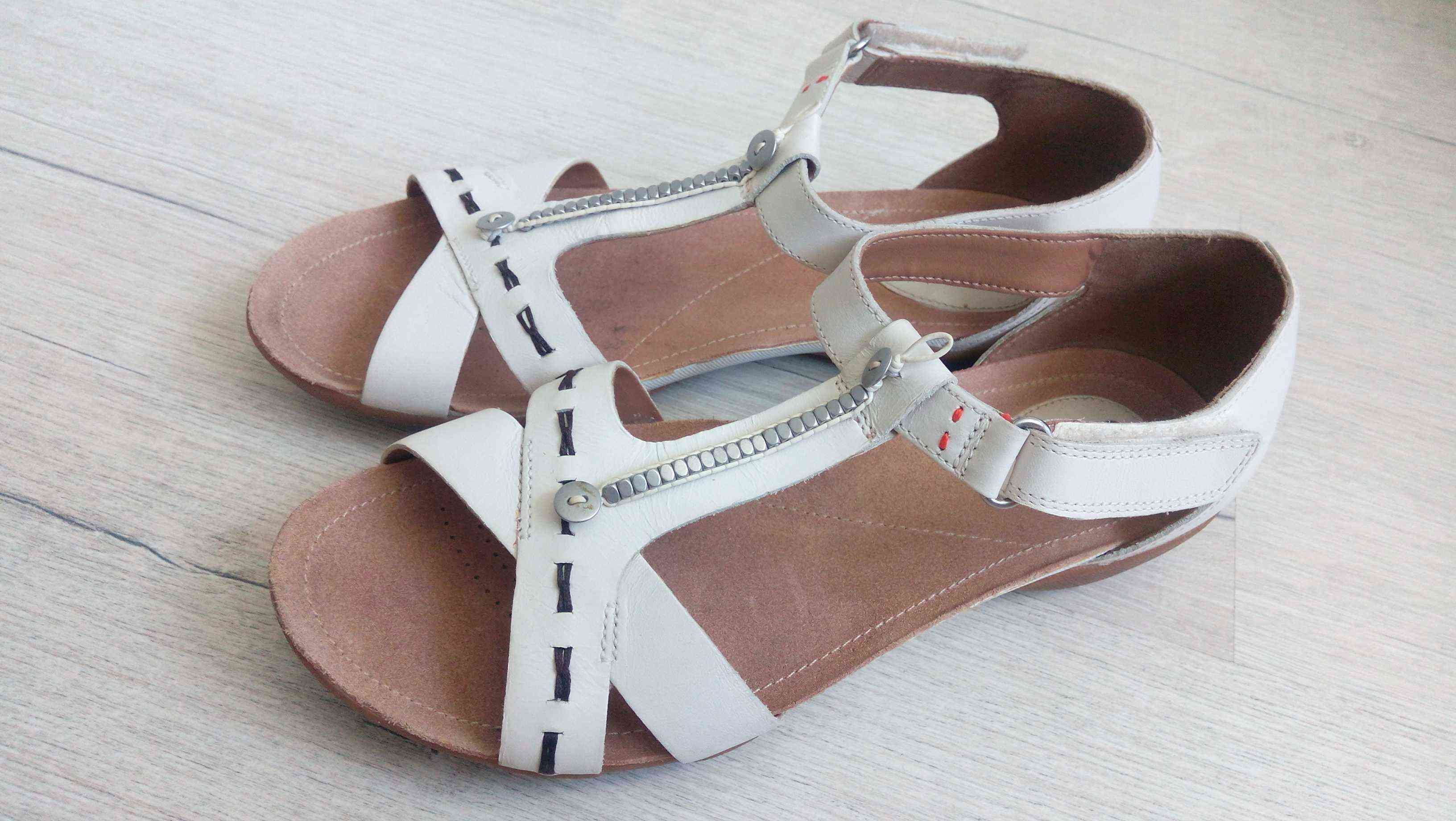 38 (24,5 см) Кожанные женские боссоножки на низком ходу