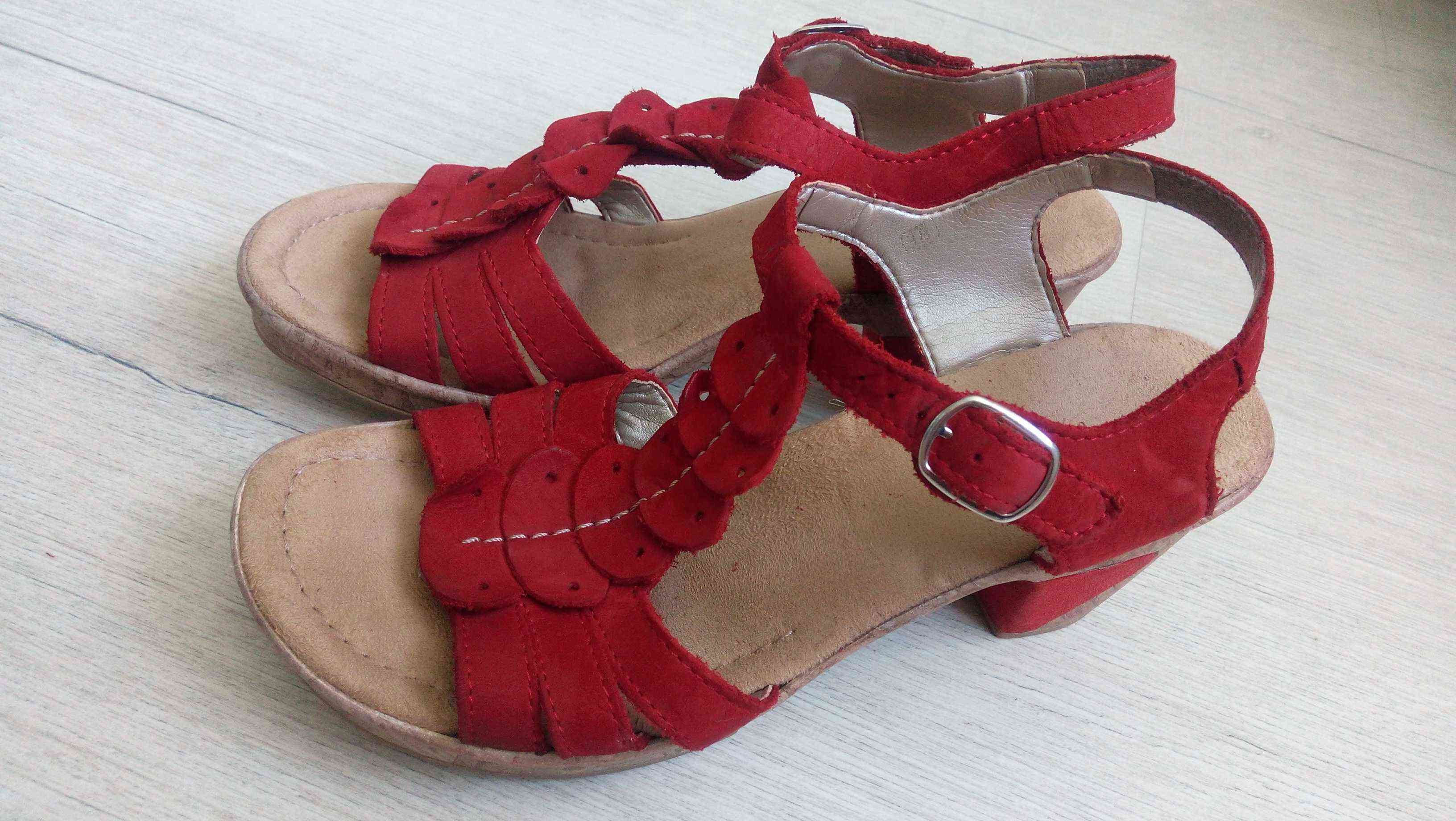 38 (24,5 см) Rieker (Рікер) Зручні шкіряні жіночі босоніжки