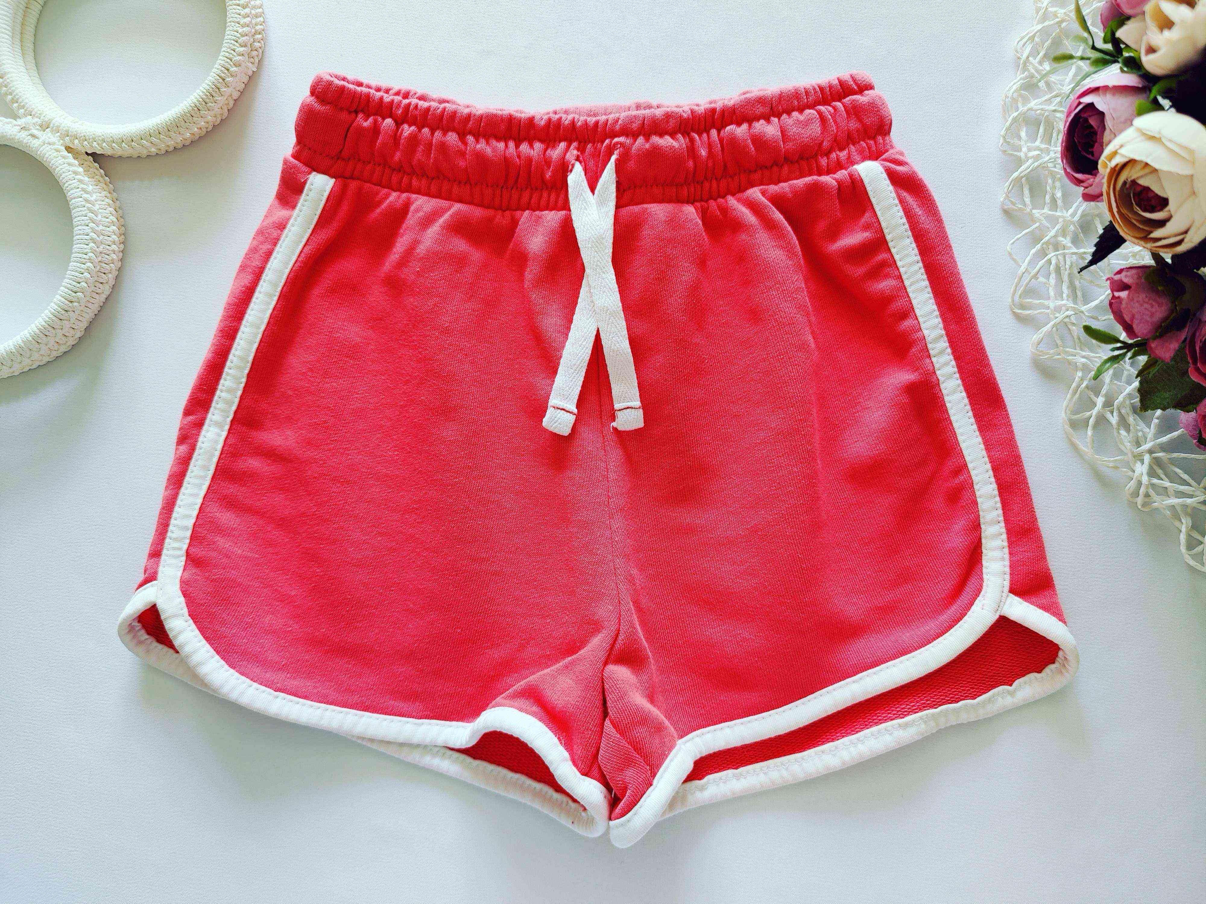 6,7 лет, рост 116,122 Детскте шорты