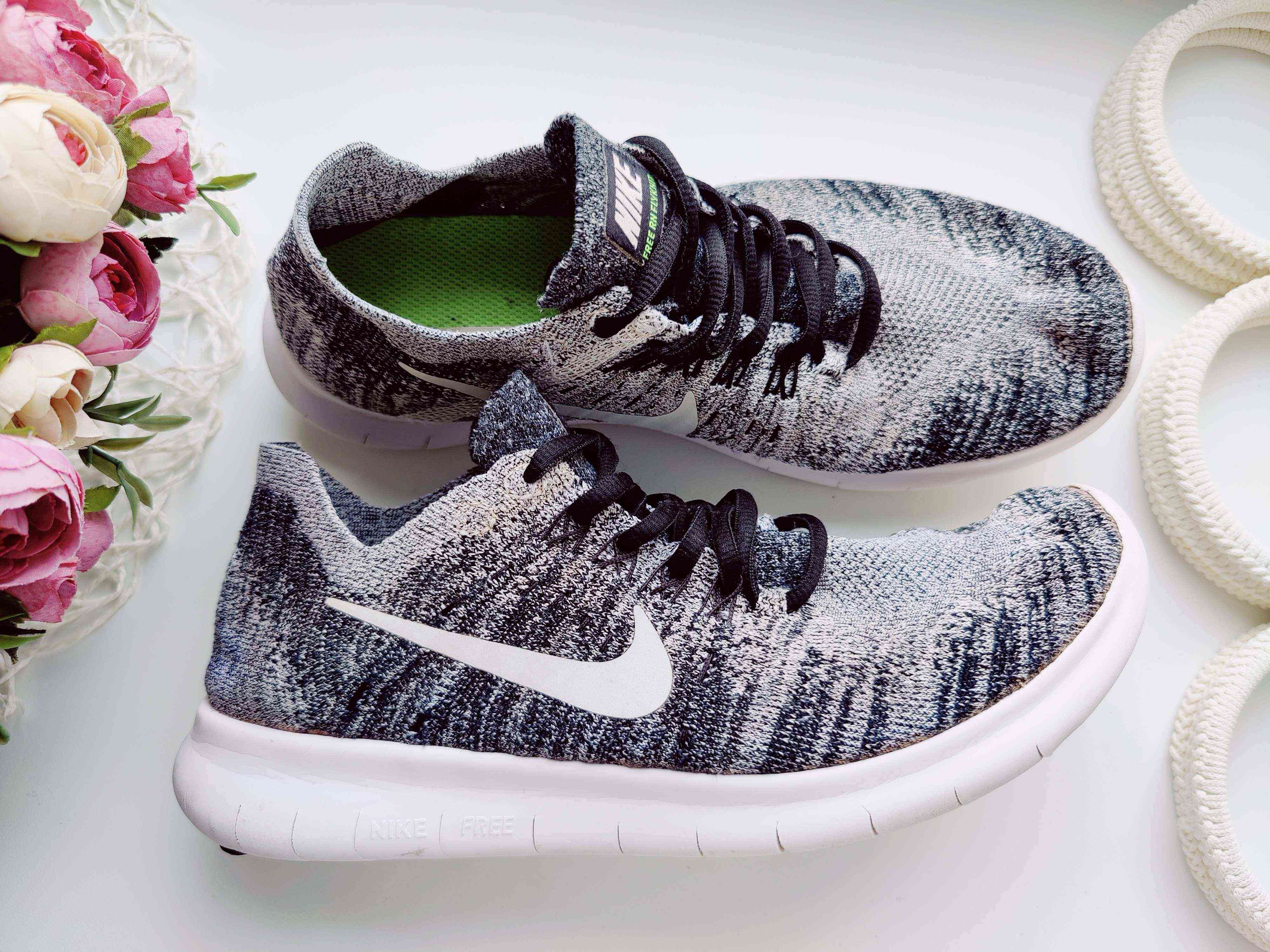 38,5 (24,5 см) Легкі кросівки