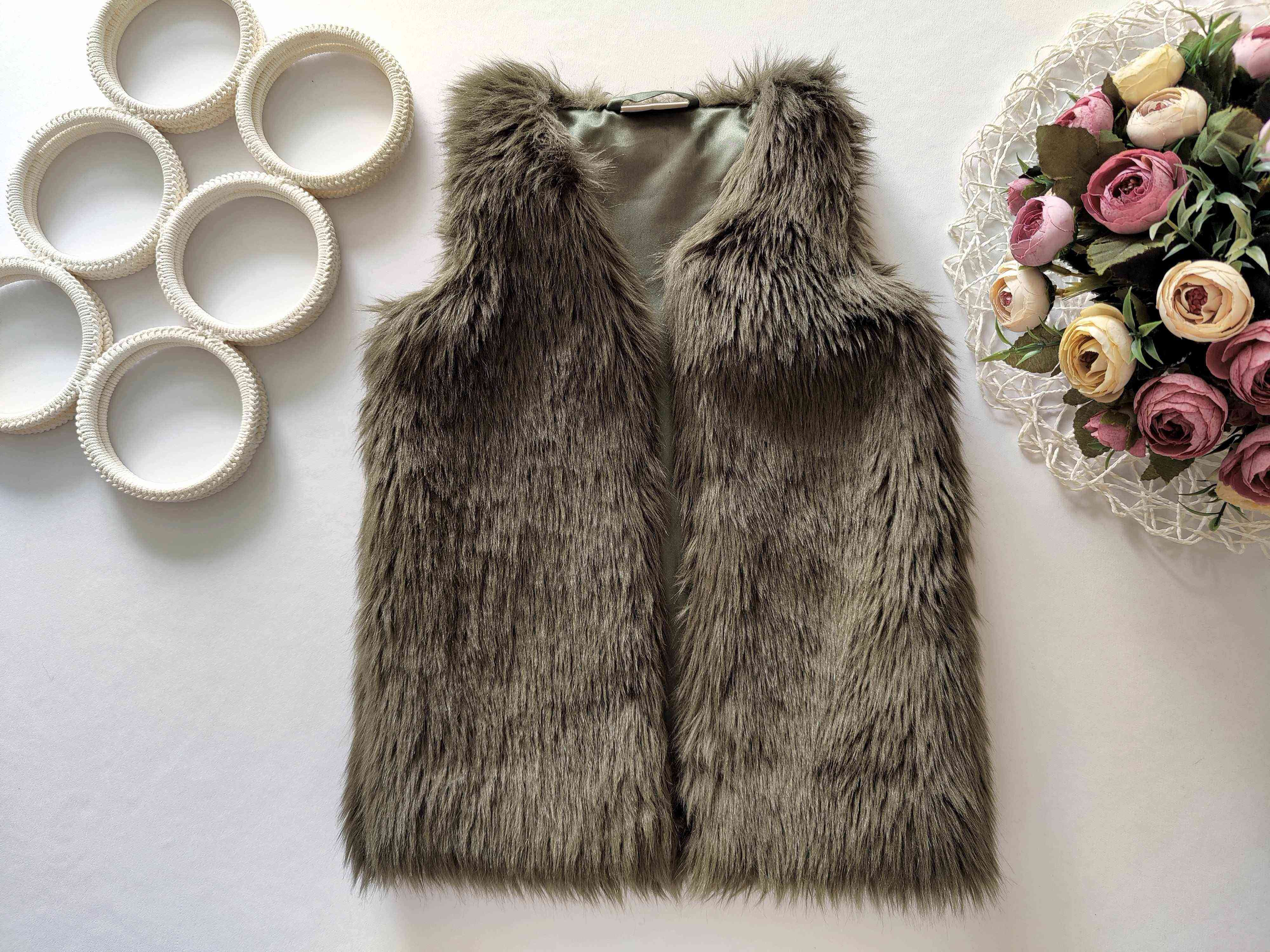 3 роки, зріст 98 Хутряний жилет