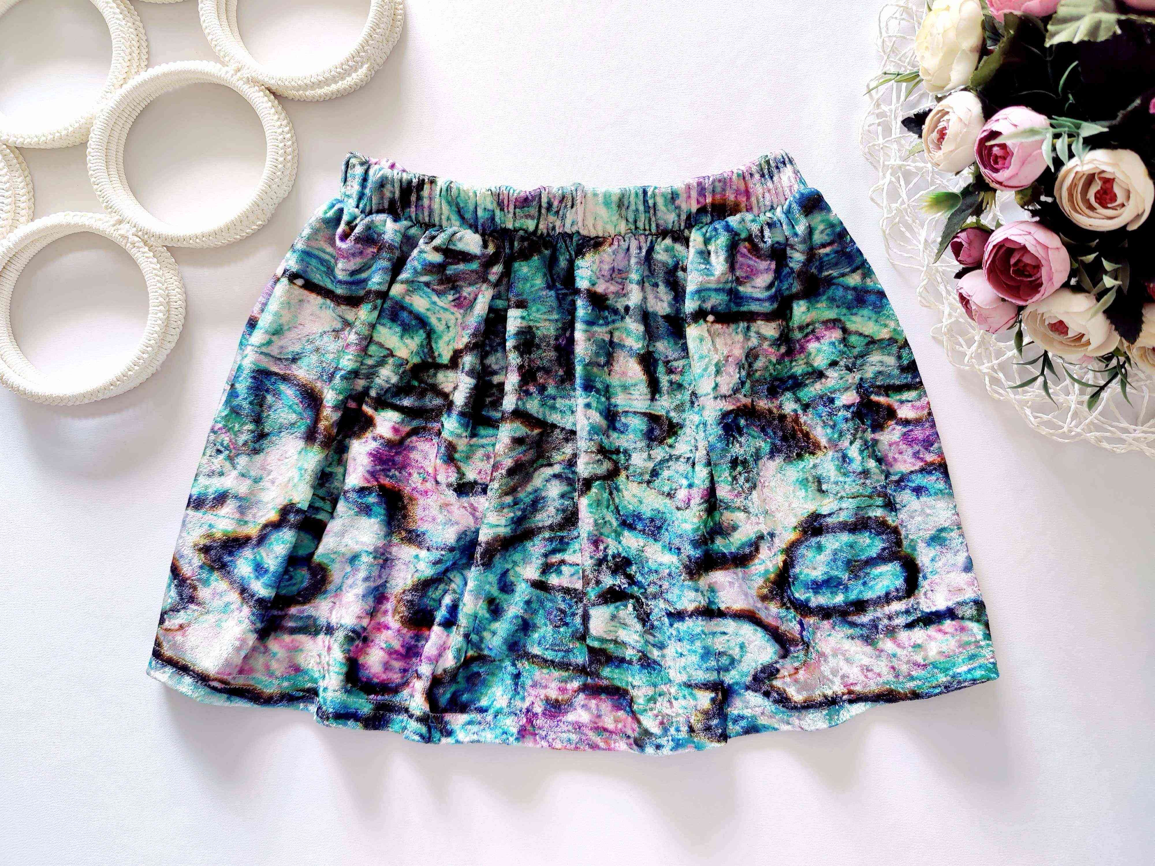 9 лет, рост 134 Бархатная юбка