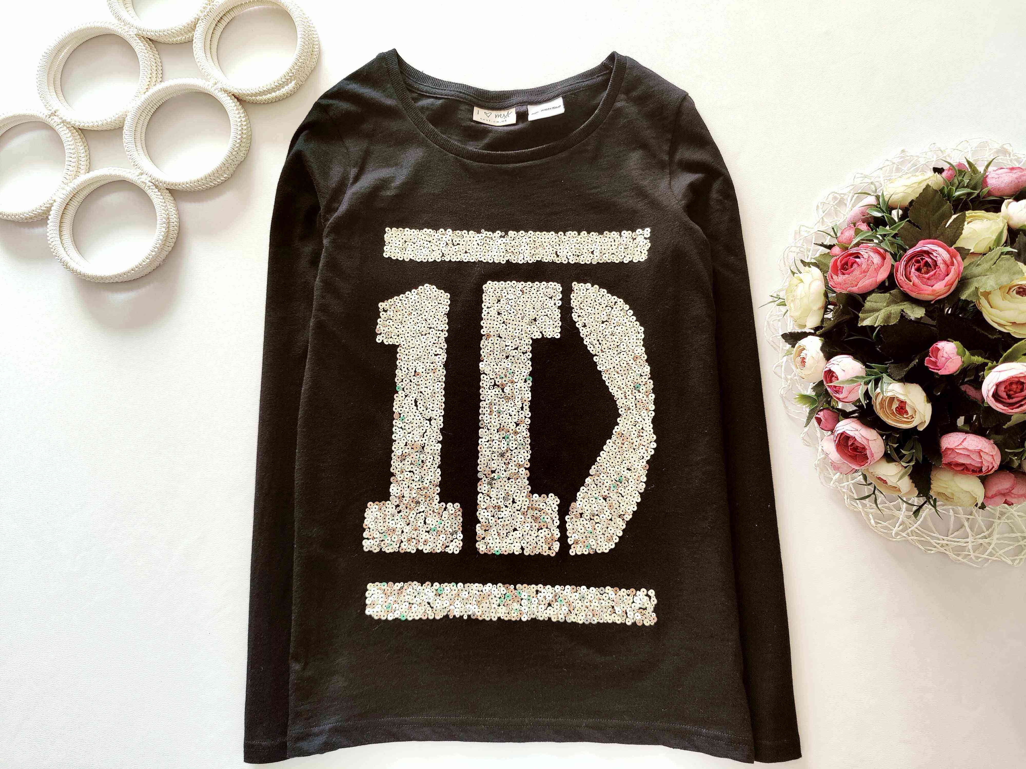 12 лет, рост 152 Лонгслив с пайетками