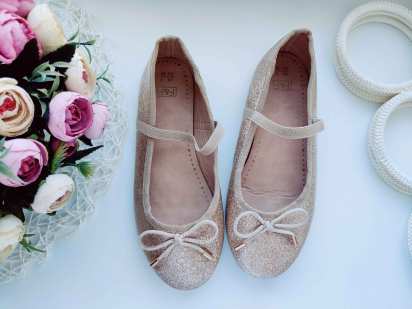 36 (23 см) Нові золотисті балетки