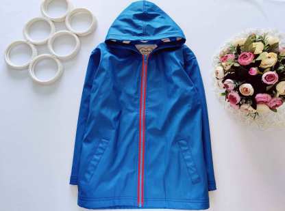 7 лет, рост 122 Демисезонная куртка для мальчика