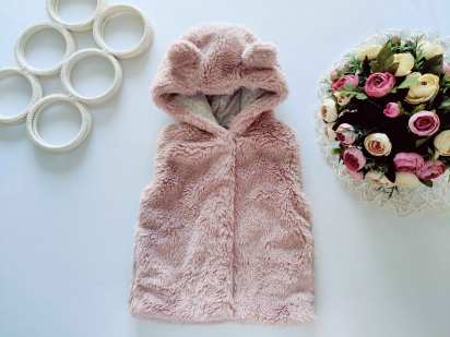 9,12 мес, рост 80 Теплая меховая жилетка