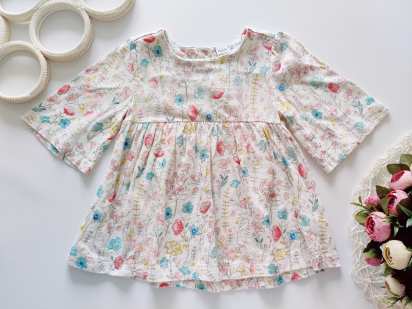 4,5 років, зріст 104,110 Квіткова футболка