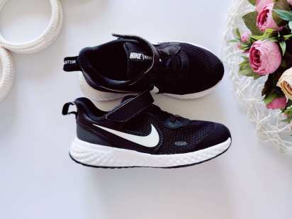 27 (17,5 см) Круті кросівки