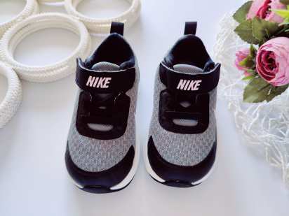 22 (14 см) Кросівки для дівчинки