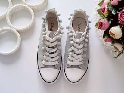 38 (24 см) Сріблясті кеди