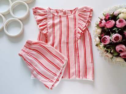 4,5 років, зріст 104,110 Полосатий літній костюм