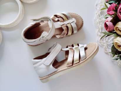 28 (18 см) Шкіряні босоніжки