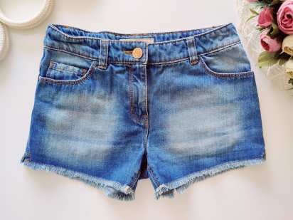 11 лет, рост 146 Джинсовые шорты для девочки