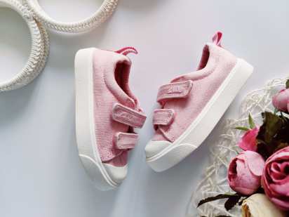 20 (13 см) Рожеві кеди для дівчинки з посиленим носком