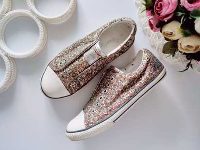 35 (22,5 см) Блискучі кеди на резинці