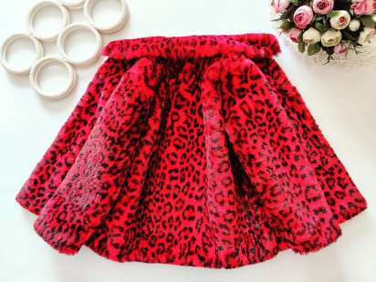 5,6 лет, рост 110,116 Шикарное детское пальтишко