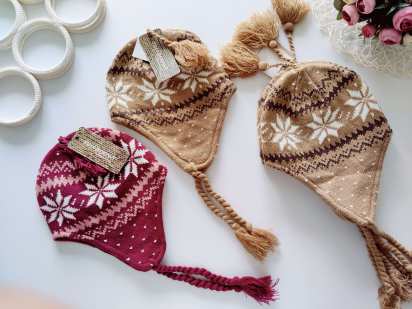 Нові теплі шапки