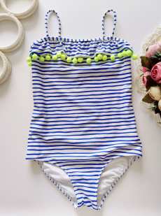 9,10 років, зріст 134,140 Дитячий смугастий купальник з помпонами