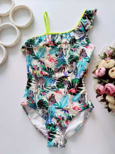 11,12 лет, рост 152 Красивый детский купальник