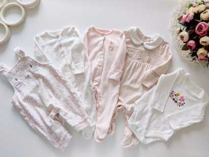 0-3 міс, зріст 56,62 Новий боді, ромпер і три чоловічки