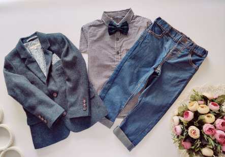 3,4 года, рост 98,104 Новая рубашка+ теплый пиджак с джинсами