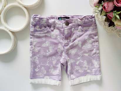 5 років, зріст 110 Стрейчові шорти в метеликах