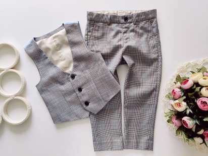 2,3 года, рост 98 Нарядный деткий костюм в модную клетку