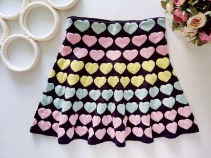 8,10 років, зріст 134,140 Тепла спідниця в сердечках