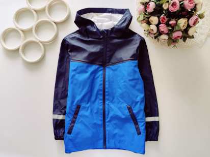 7,8 років, зріст 128 Вітровка дощовик