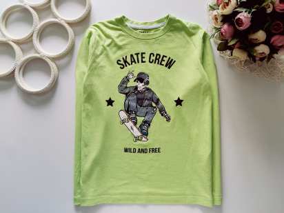 8,9 років, зріст 128,134 Лонгслів зі скейтбордистом