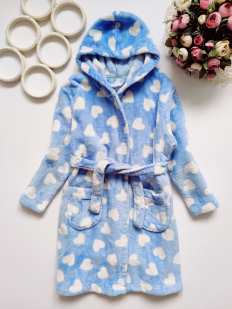 7,8 лет, рост 122,128 Теплый халат в сердечках