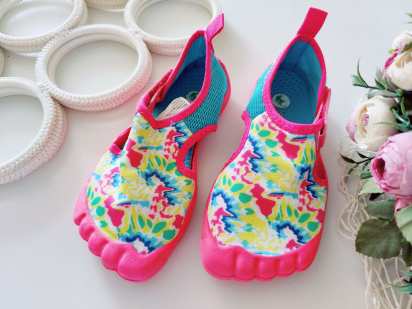 30 (19,5 см) Аквашузи для дівчинки