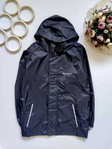 11,12 років, зріст 152 Вітрівка- дощовик