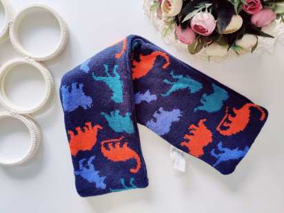 Новий в'язаний шарф на флісі в динозаврах