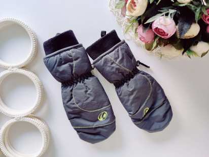 8 років, Теплі краги