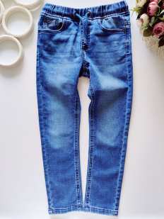 8 років, зріст 128 М'які джинси на резинці