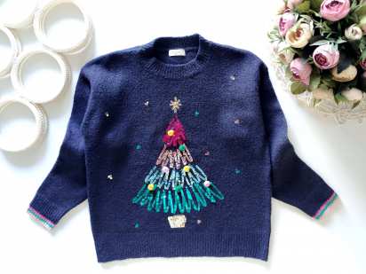 5 лет, рост 110 Новогодний свитер с елкой из пайеток