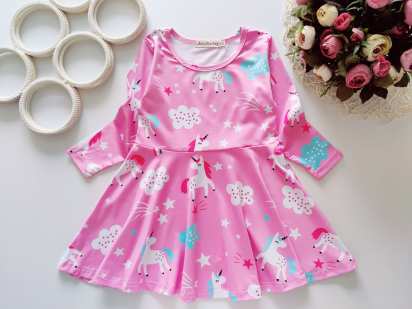 2 года, рост 90 Ластиковое розовое платье в единорогах