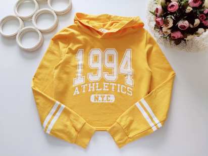 14 років, зріст 170 Молодіжна кофта з капюшоном укорочена