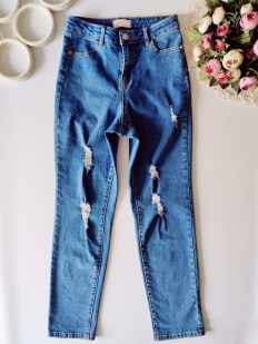 10 років, зріст 140 Круті стрейчові джинси